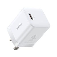 HKM-725203 18W Fast Mobile Phone Charger - Travel Adapter in White and Black