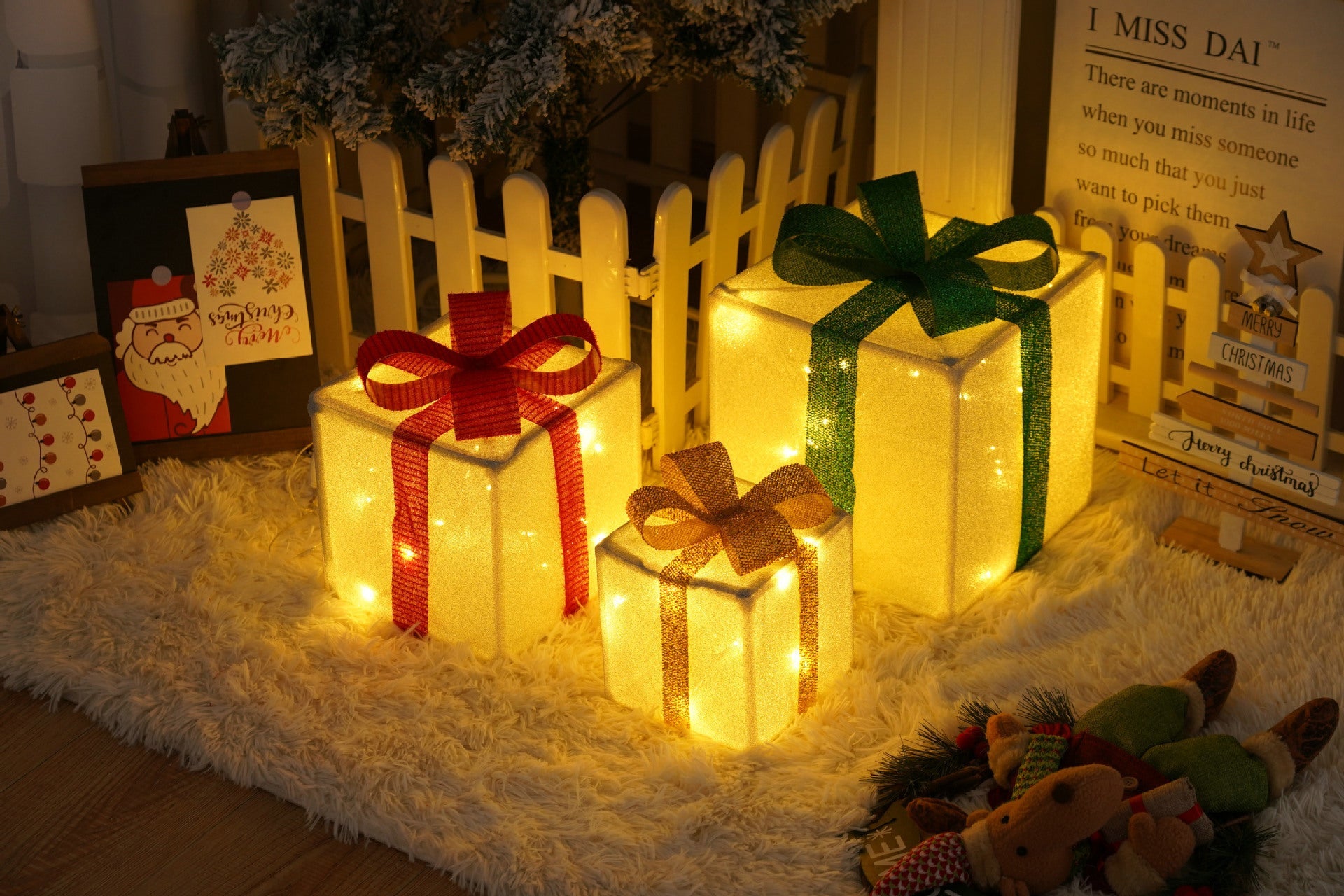 HKM-727059 Remote Control Christmas Gift Box Light Set – Three-Piece Decorative Holiday Lights