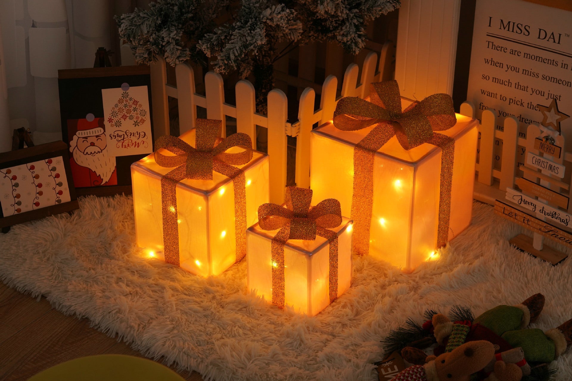 HKM-727059 Remote Control Christmas Gift Box Light Set – Three-Piece Decorative Holiday Lights