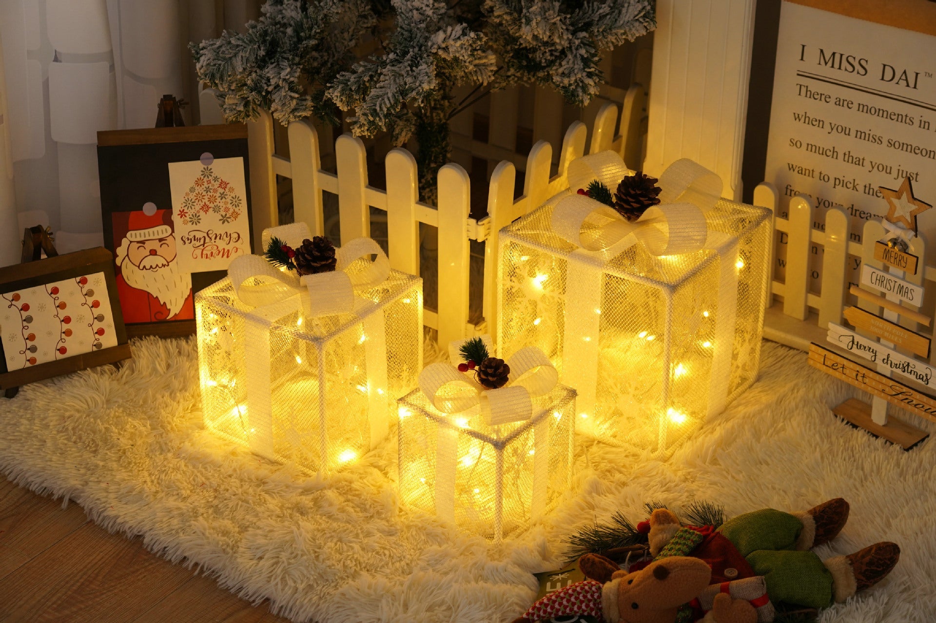 HKM-727059 Remote Control Christmas Gift Box Light Set – Three-Piece Decorative Holiday Lights