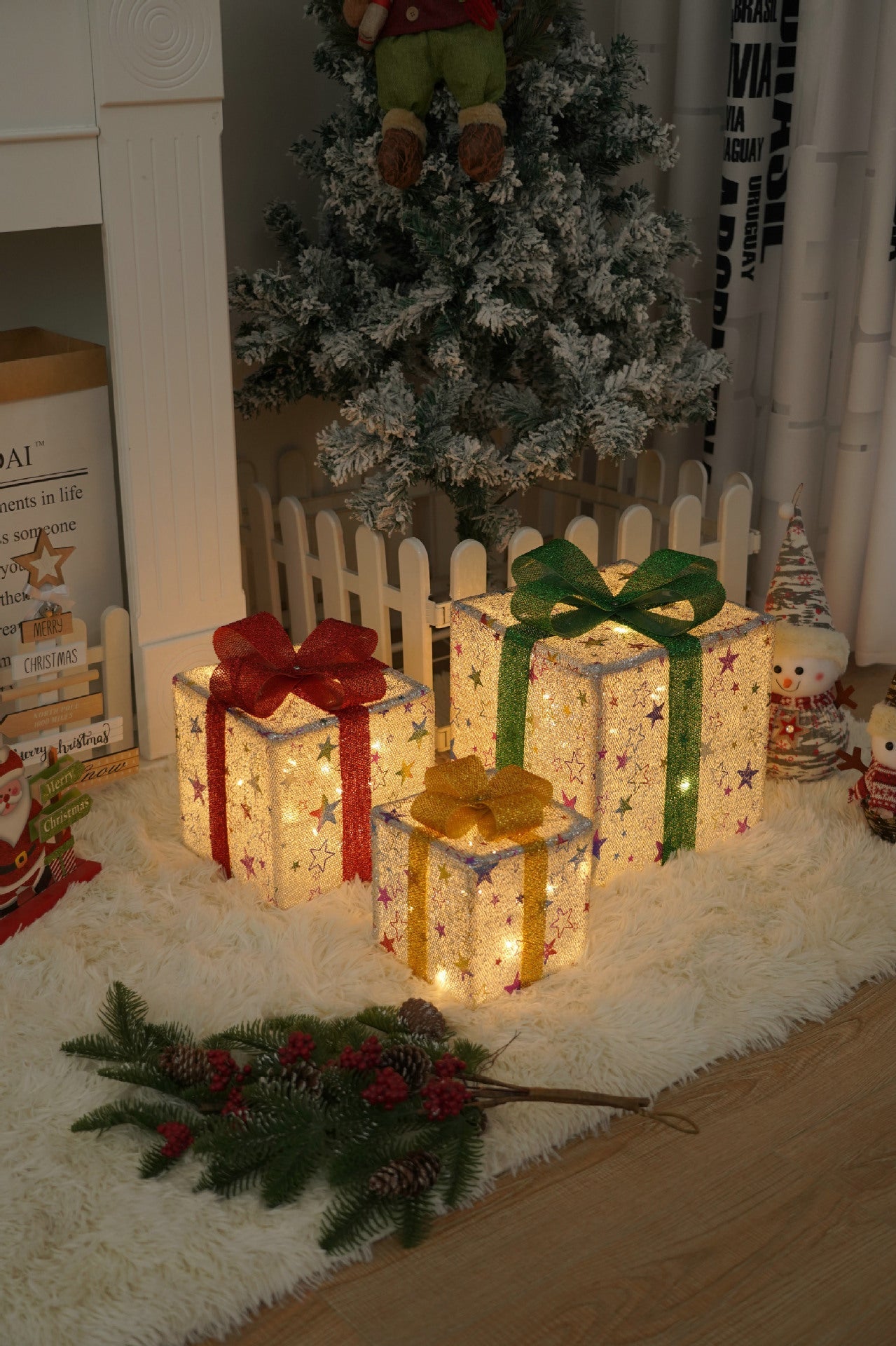 HKM-727059 Remote Control Christmas Gift Box Light Set – Three-Piece Decorative Holiday Lights