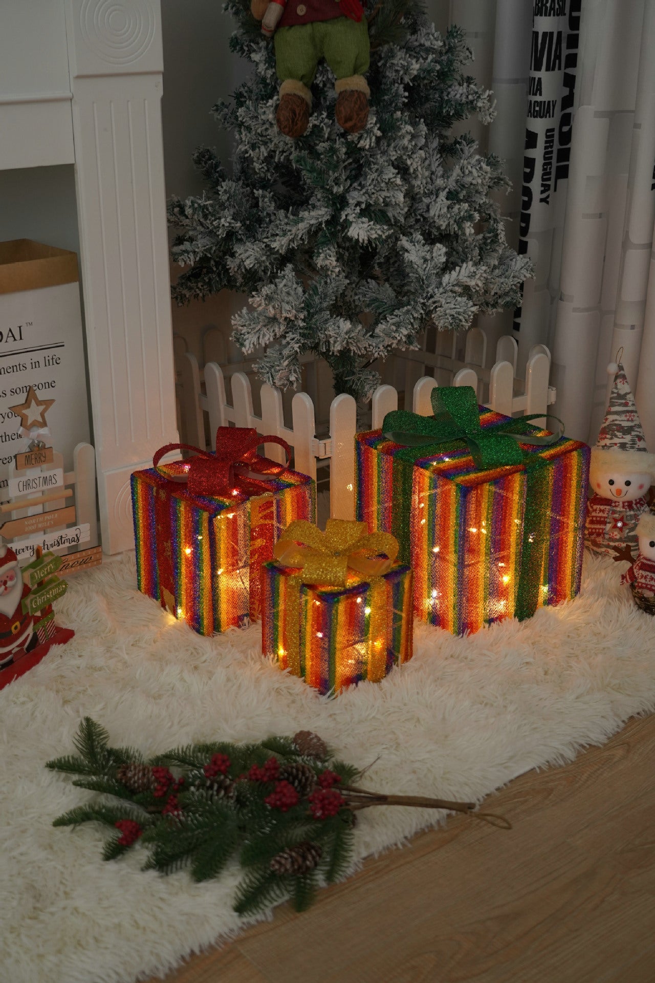 HKM-727059 Remote Control Christmas Gift Box Light Set – Three-Piece Decorative Holiday Lights