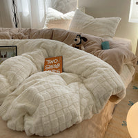 HKM-728595 Rabbit Plush Four-Piece Bedding Set with Thickened Milk Fiber Sheets and Coral Fleece Duvet Cover