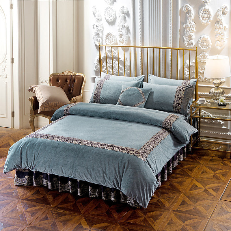 HKM-731859 Elegant Four-Piece Polyester Thick Crystal Velvet Bedding Set with Quilted Design