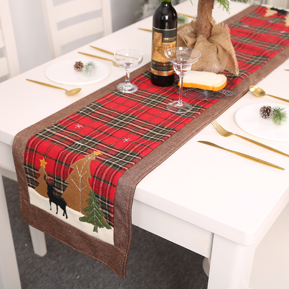 HKM-733203 Embroidered Latticed Cloth Table Mat for Home Decor - 44cm x 33cm Size