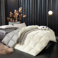 HKM-736275 Luxurious Down Velvet Comforter with Soy Protein Fiber Filling - Soft Polyester and Cotton Blend