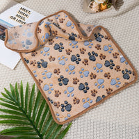 HKM-737939 Cozy Thermal Coral Fleece Pet Blanket with Paw Print Design for Dogs and Cats