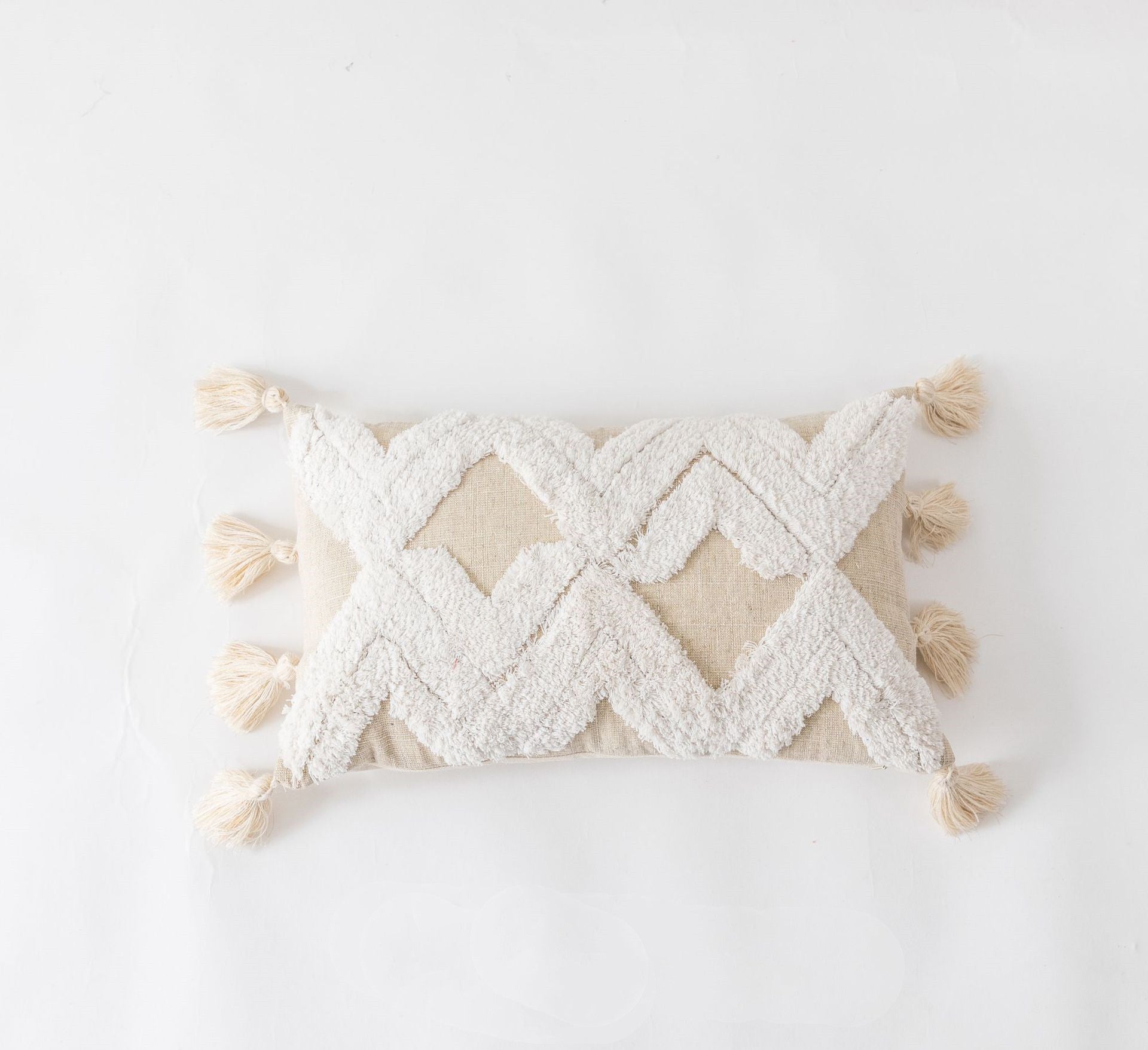 HKM-739923 National Style Tufted Cotton Canvas Pillowcase with Floral Pattern
