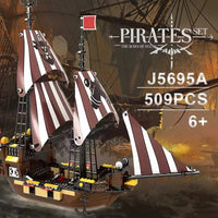 HKM-748499 Pirate Ship Building Block Set for Kids - Creative Plastic Construction Toy