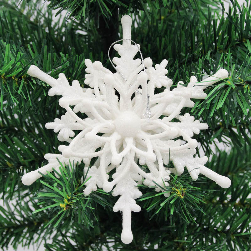 HKM-755219 White Snowflake Christmas Tree Pendant - 12cm Plastic Decoration for Holiday Festivities