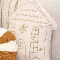 HKM-755731 Christmas House Embroidered Pillow - 45x40cm Polyester Cushion with PP Cotton Filling
