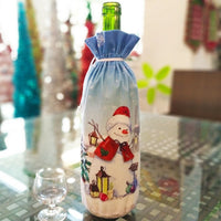 HKM-757203 Flannelette Wine Bottle Cover Set with Brim Cap for Christmas Celebrations