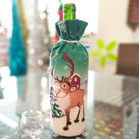 HKM-757203 Flannelette Wine Bottle Cover Set with Brim Cap for Christmas Celebrations