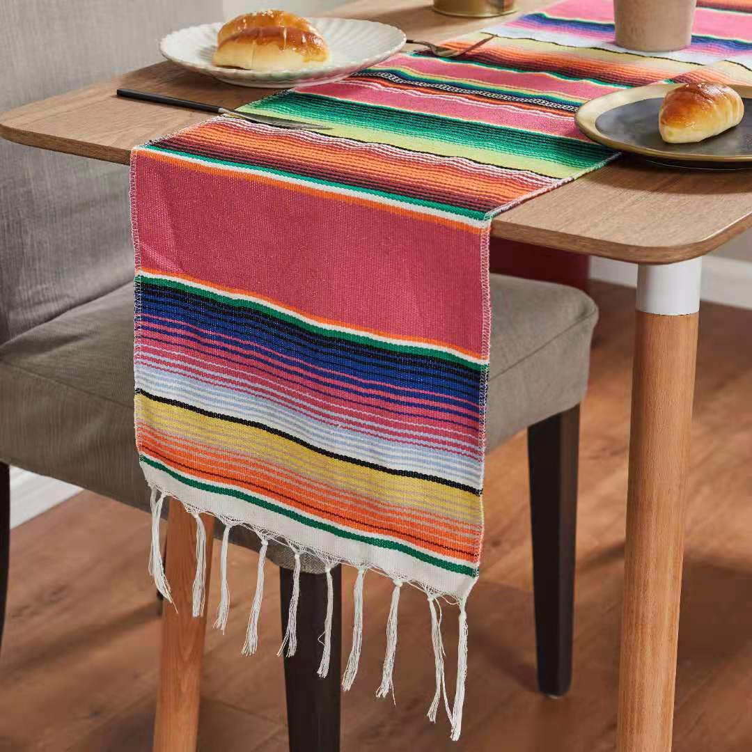 HKM-758995 Woven Cotton Tablecloth with Tassels - Versatile Beach Blanket, Picnic Mat & Home Decor