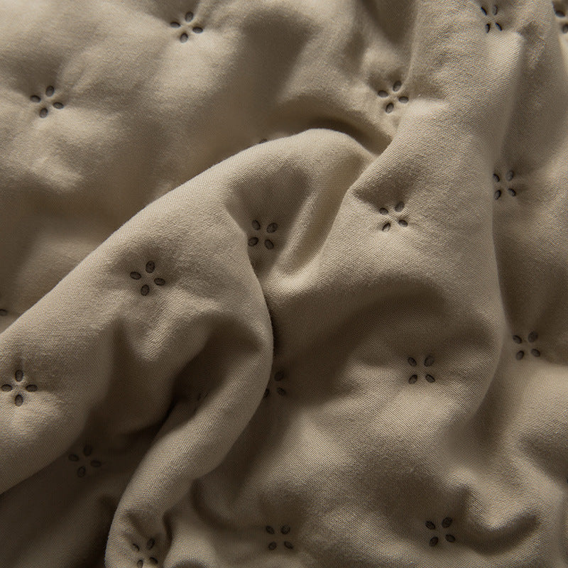 HKM-762835 Universal Solid Color Quilted Bedspread - Soft Chemical Fiber, Available in Two Sizes