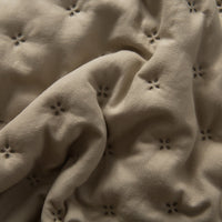 HKM-762835 Universal Solid Color Quilted Bedspread - Soft Chemical Fiber, Available in Two Sizes