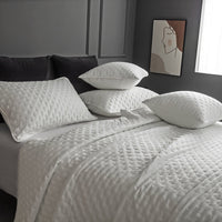 HKM-762835 Universal Solid Color Quilted Bedspread - Soft Chemical Fiber, Available in Two Sizes