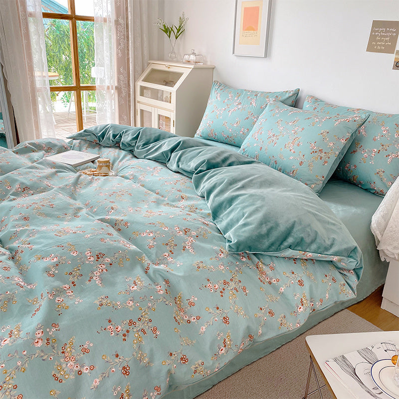HKM-763667 Coral Velvet Bedding Set with Plant Floral Pattern - 4-Piece Cotton Flannel Sheets for Various Bed Sizes