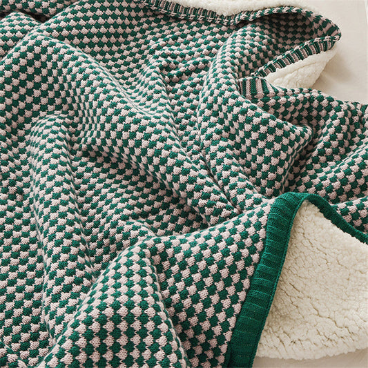 HKM-763987 Thick Wool Blanket with Geometric Patterns in Two-Color Jacquard Designs