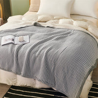 HKM-763987 Thick Wool Blanket with Geometric Patterns in Two-Color Jacquard Designs