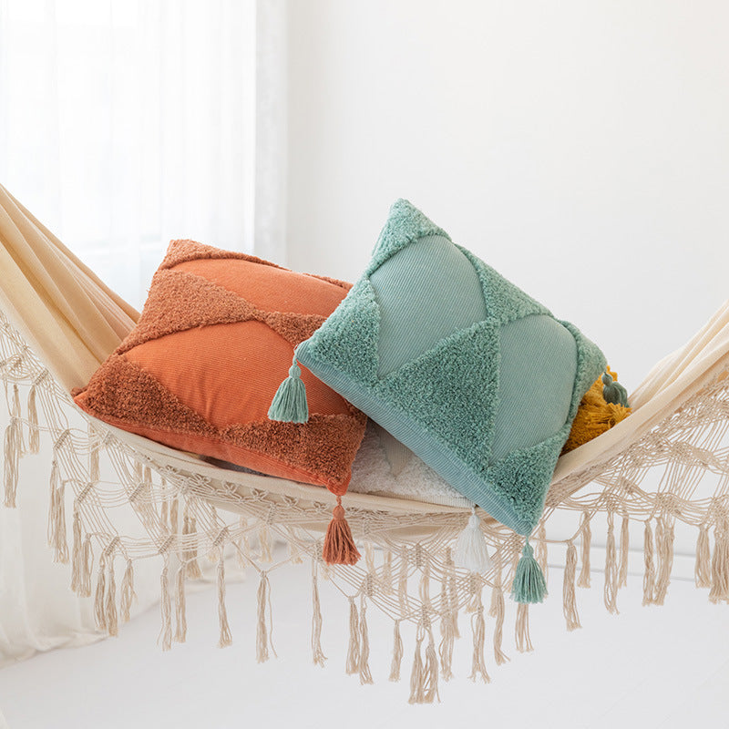 HKM-764627 Corduroy Geometric Rhombus Triangle Tufted Cushion Cover with Tassels - 45x45cm