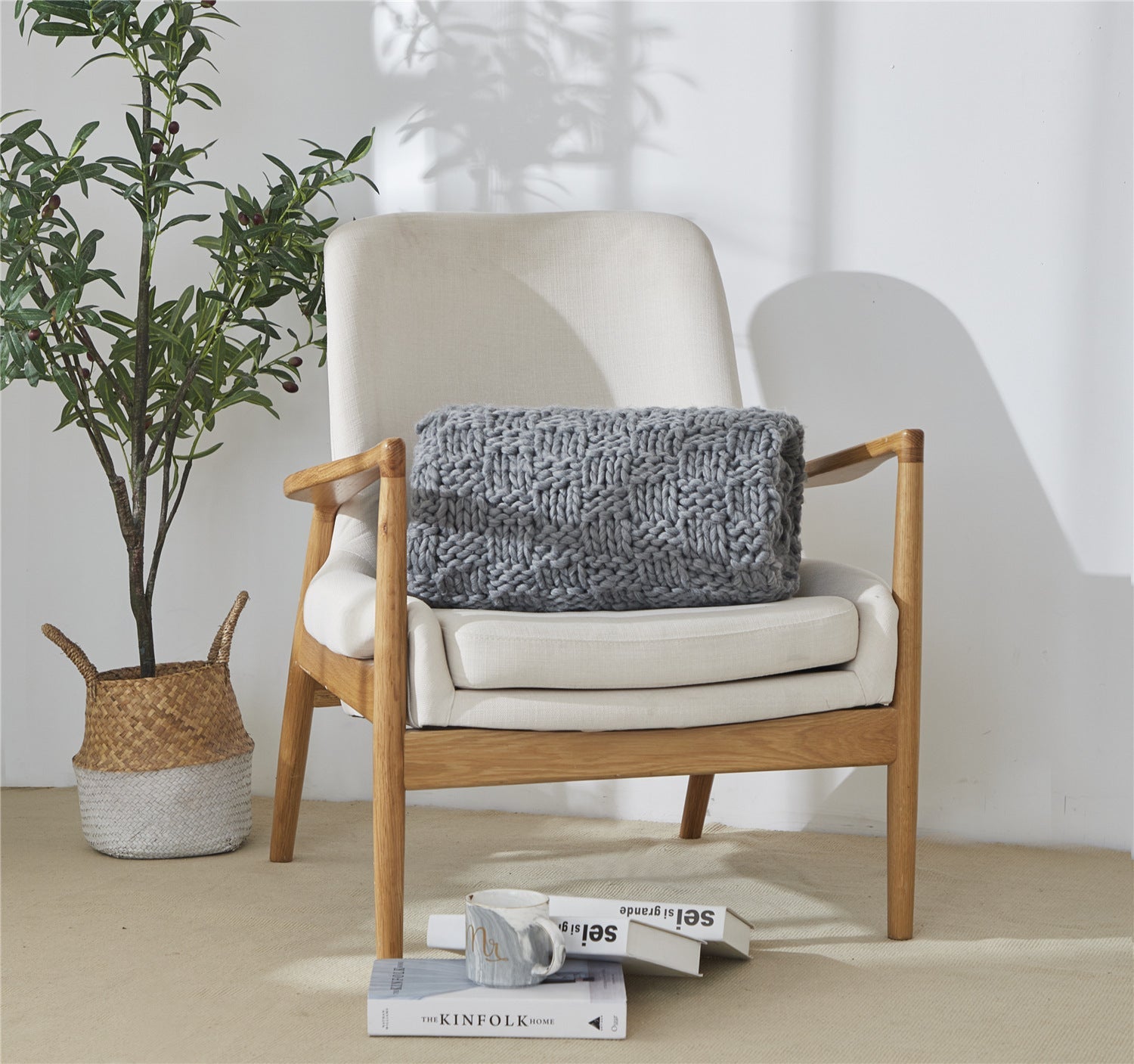HKM-765651 Modern Grey Iceland Wool Knitted Blanket – 130x160CM for Spring and Autumn