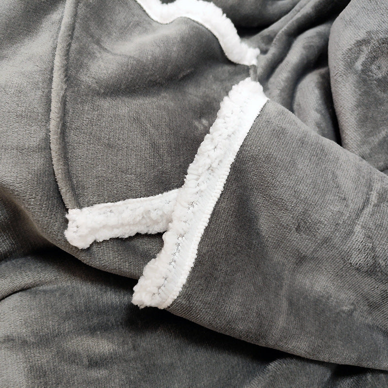 HKM-768275 Wearable Long-Sleeved Blanket in Gray, Red, and Blue - Cozy Polyester Fabric for Winter