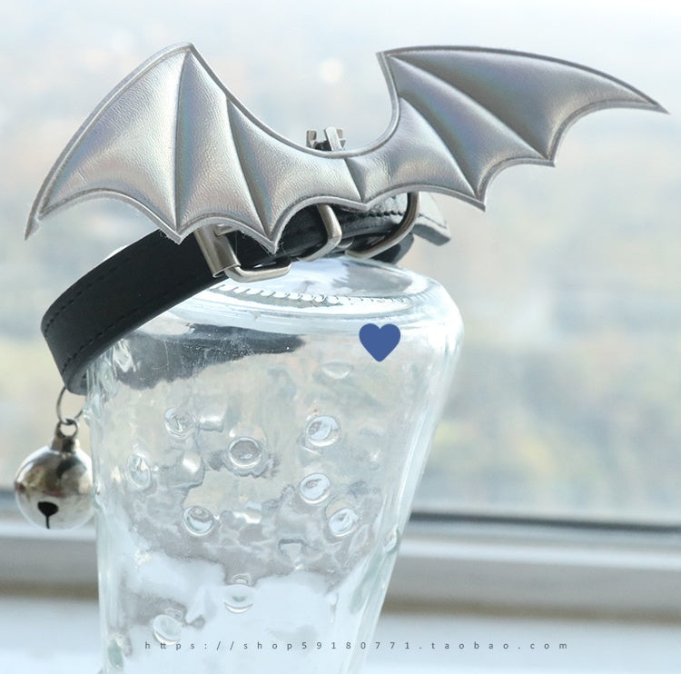 HKM-768979 Split Home Little Devil Wings Bell Leather Chyer