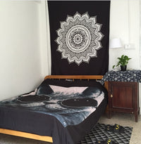 HKM-770579 Geometric Indian Mandala Tapestry - Ethnic Wall Hanging, 148x200cm, Polyester Fiber