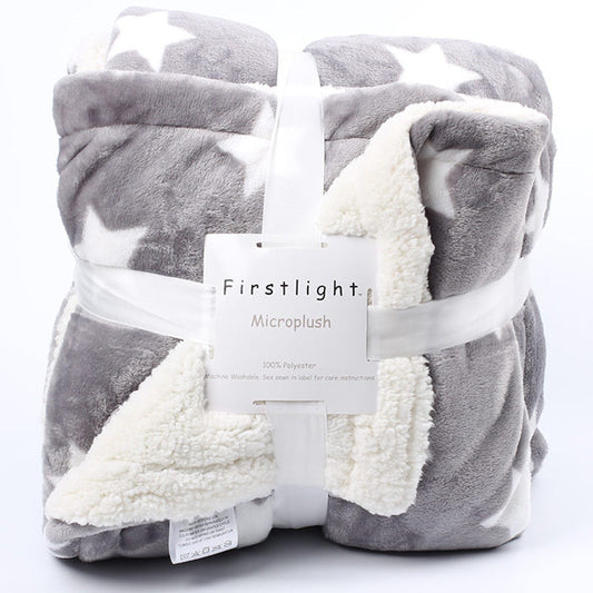 HKM-772499 Double-Thickened Polyester Blanket with Imitation Lambskin Design and Floral Pattern
