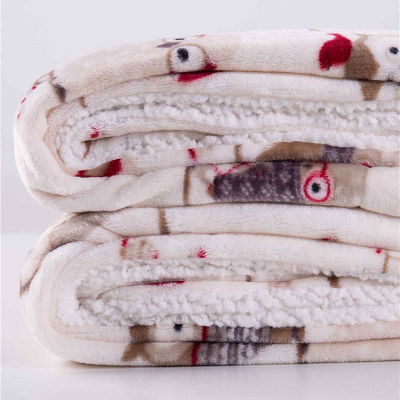 HKM-772499 Double-Thickened Polyester Blanket with Imitation Lambskin Design and Floral Pattern