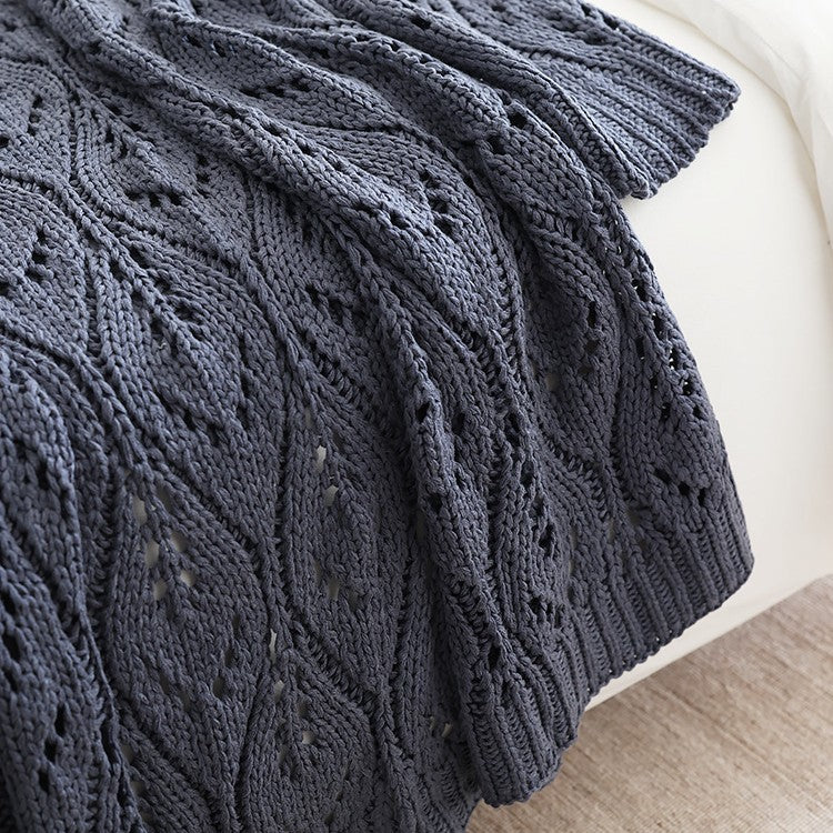 HKM-772563 Nordic Style Solid Color Knitted Leisure Blanket in Various Sizes