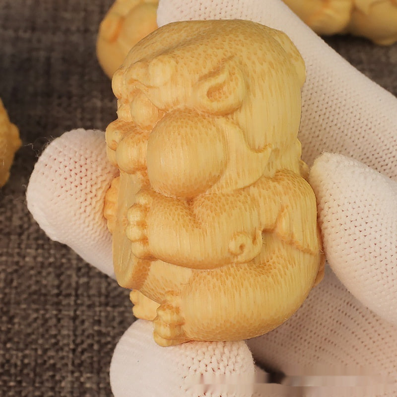 HKM-780563 Bamboo Carving Ornament - Cash-Free Design, 4.5cm Height, 3.5cm Diameter