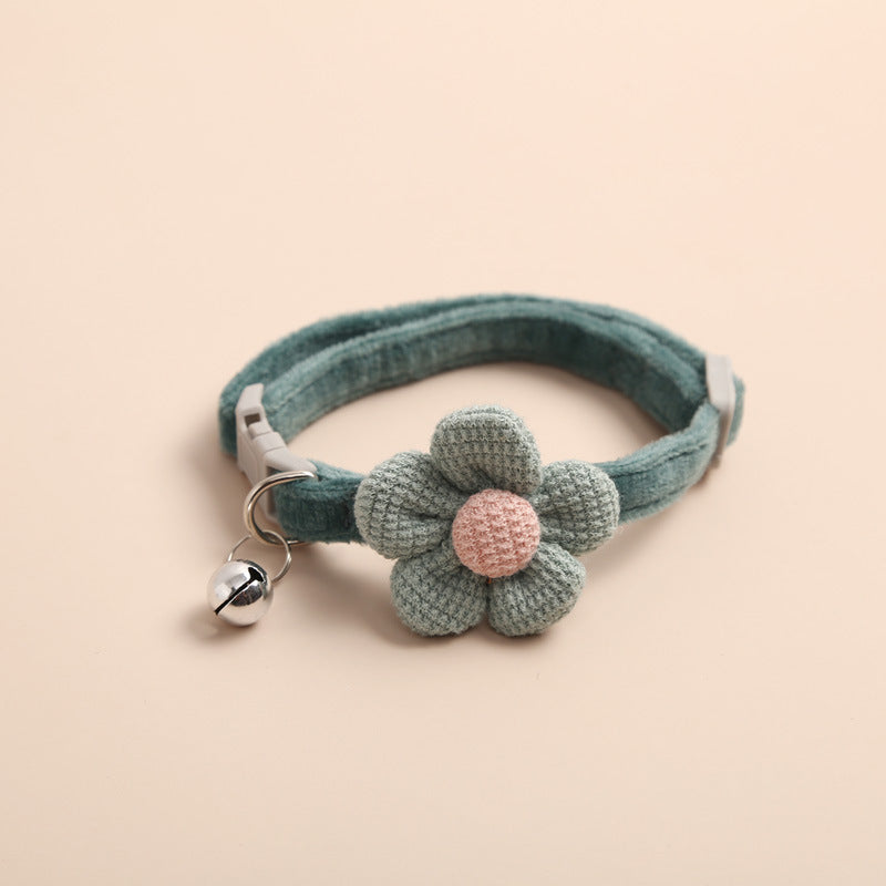 HKM-781331 Cute Cartoon Flower Bell Pet Collar
