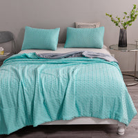 HKM-781779 Cooling Summer Quilt Made of Soft Silk-Blend Polyester, Available in Multiple Sizes