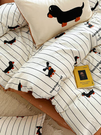 HKM-790675 Cartoon Puppy Striped Four-Piece Cotton Bedding Set for Various Bed Sizes