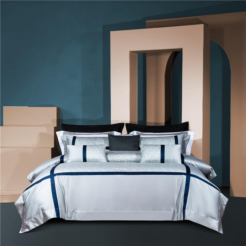 HKM-792147 Jacquard Cotton Four-Piece Bedding Set with Floral Design in Standard and Plus Sizes
