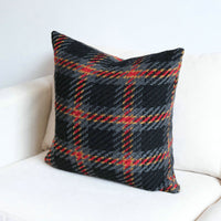 HKM-792275 Plaid Wool Pillow Cover – Elegant Cushion in Black, Red, Blue, 30x50cm & 45x45cm Sizes
