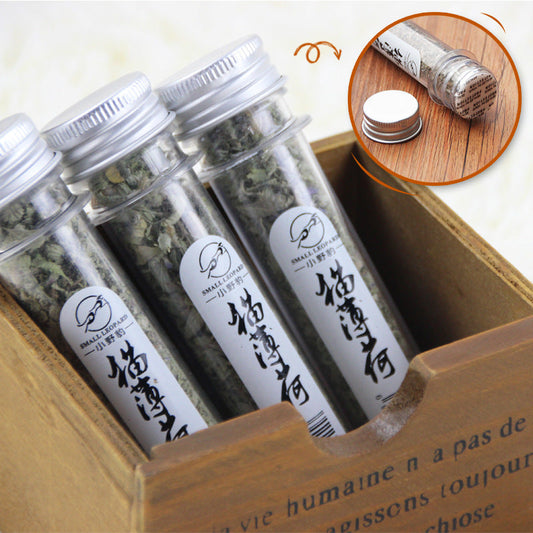 HKM-794579 Natural Catnip Leaves for Cats - Mint Flavor, 45ml, Stress Relief, Hand-Picked, Versatile Usage