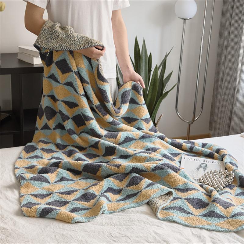 HKM-795283 Knitted Geometric Pattern Blanket - Soft Half Velvet Sofa Throw, 120x150CM in Mixed Color