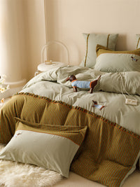 HKM-797587 Embroidered Cotton Quilt Cover Bedding Set - 4-Piece with 120 Thread Count