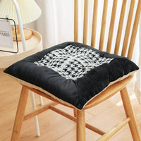 HKM-797651 Houndstooth Pattern Student Dormitory Seat Cushion with Straps - Autumn & Winter Comfort