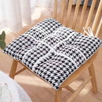 HKM-797651 Houndstooth Pattern Student Dormitory Seat Cushion with Straps - Autumn & Winter Comfort