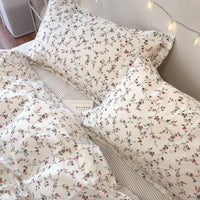 HKM-801363 Floral Cotton Bed Sheet Set - 4-Piece Bedding for 1.5m Bed with Quilted Sheets and Pillowcases