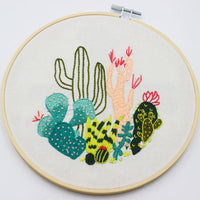 HKM-803027 Embroidered Cotton Canvas Flower Material Package, 30x30cm