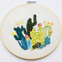 HKM-803027 Embroidered Cotton Canvas Flower Material Package, 30x30cm