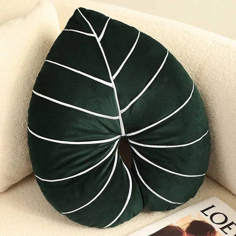 HKM-803027 Lifelike Plush Green Leaf Cushion for Garden Room and Sofa Decor