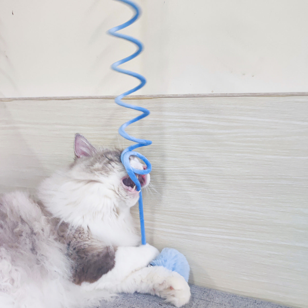 HKM-804691 Interactive Plush Spring Rabbit Hair Ball Cat Toy for Active Play and Exercise