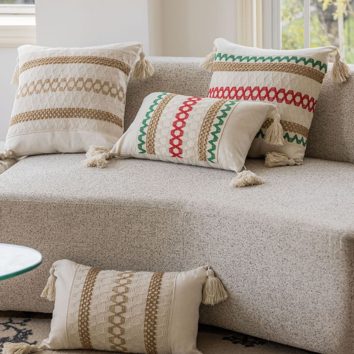 HKM-806867 Jacquard Cushion Cover with Tassels - 45x45cm & 30x50cm Sizes Available