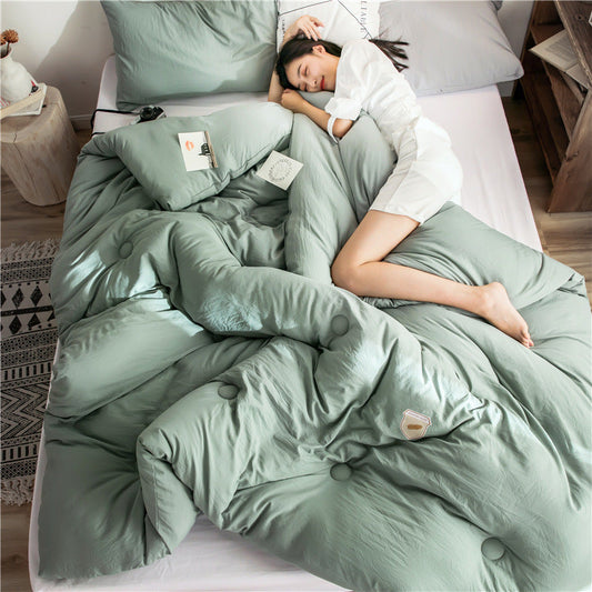 HKM-807955 Thick Polyester Fiber Quilt for Single and Double Beds - All-Season Soft and Comfortable Bedding